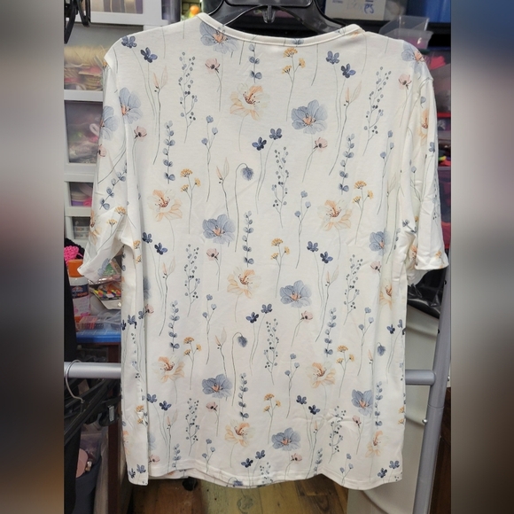 Floral Blue Gold Yellow Large Short Sleeve Top - Picture 5 of 8